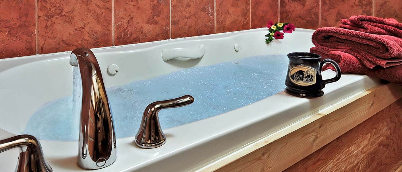 After enjoying one of the many things to do in Montana for couples, come back to the Blue Mountain Bed and Breakfast for a romantic soak in the tub together.